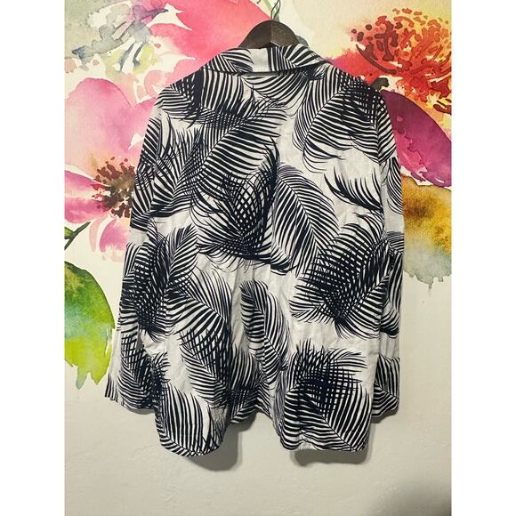 Liz Claiborne Button Up - White and Blue Leaf Shirt - Size XXL - NWOT - Picture 2 of 5
